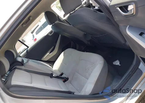 2021 Hyundai Ioniq Plug-In Hybrid Se from USA, damaged, VIN KMHC65LDXMU250749